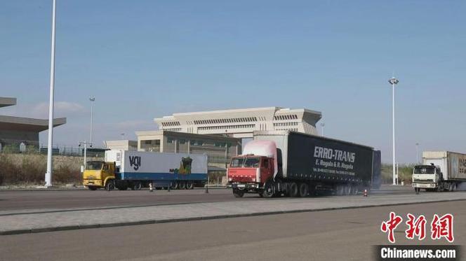 前5个月新疆霍尔果斯口岸进出口货运量超1500万吨